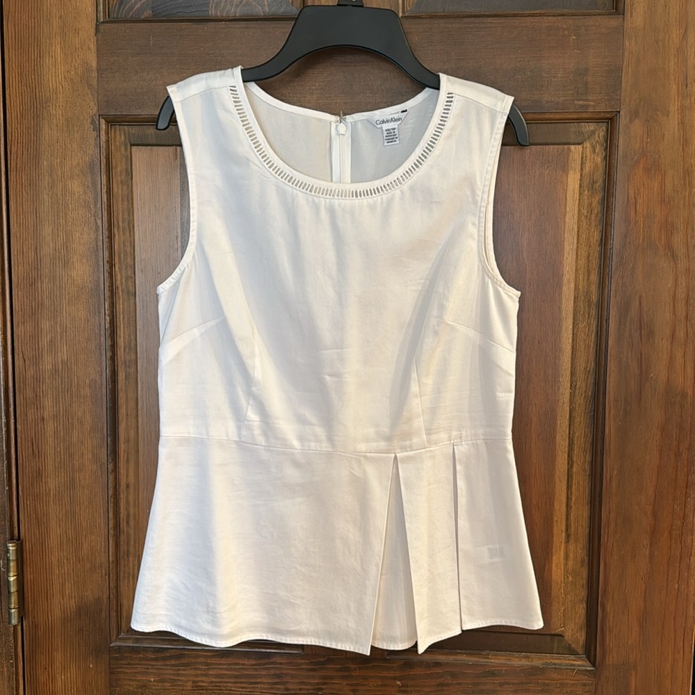Calvin Klein White Top, XS